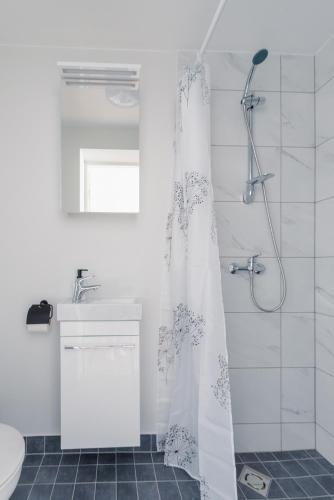 Ein Badezimmer in der Unterkunft Posti Guesthouse