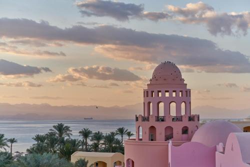 Gallery image of Mosaique Beach Resort Taba Heights in Taba