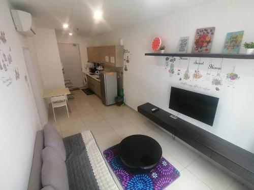 Kuchyň nebo kuchyňský kout v ubytování [SLEEPS 4 PAX] @ I-CITY