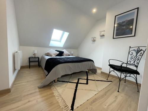 Cama o camas de una habitación en Chaleur Moderne des Pyrénées