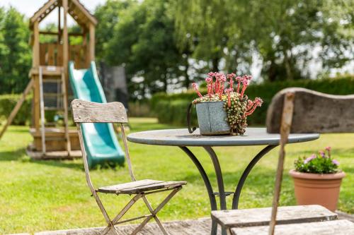 Κήπος έξω από το Vakantiewoning Tivoli