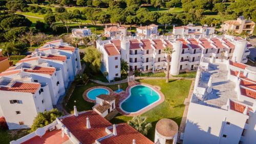 Terraços do Mar Flat W Pool by LovelyStay