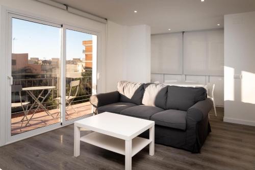 AT123 Reformado, en el centro del pueblo, solamente 500m de la playa