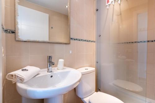 Koupelna v ubytování Vivienda liv El Puerto I 3-11