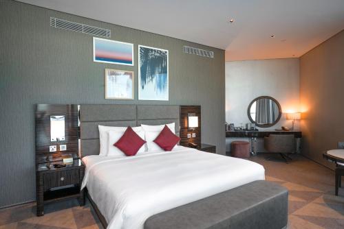 Кровать или кровати в номере Hyde Hotel Dubai