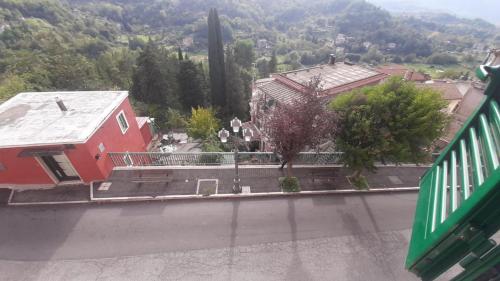 Captivating 1-Bed Apartment in Gerano – Photos 3