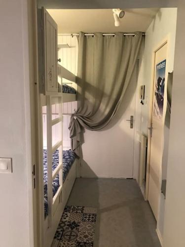 Photo de la galerie de l'établissement Appartement aux pieds des remontées mécaniques, à Luchon