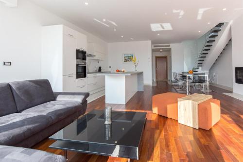 Villa Superior One