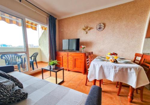 BENALBEACH Apartamento 1Hab con Vistas al mar Ref536