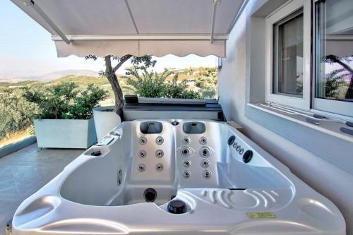Gallery image of The Love Villa in Kassiopi