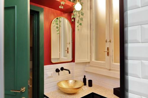 YCH-Bright Suite Navona