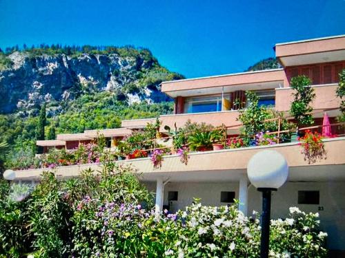 Nespecifikovaný výhled na hory nebo výhled na hory při pohledu z apartmánu