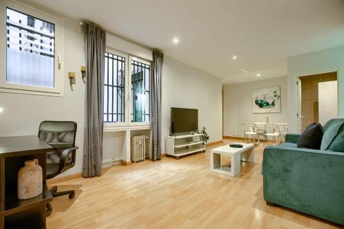 Callao Central - 1 Bedroom Apartment