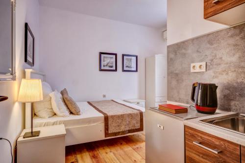 A kitchen or kitchenette at Just Studios