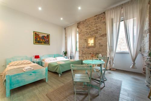 Rooms and Apartments Djanovic