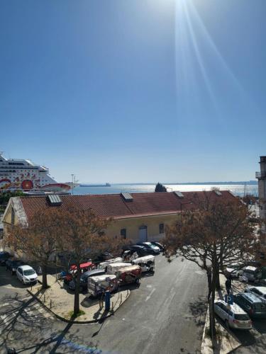 Alfama Apartments Services