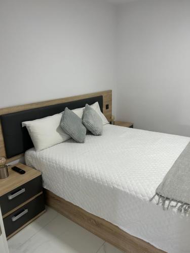 Posteľ alebo postele v izbe v ubytovaní ENZO SUITE