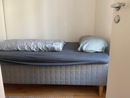 Postel nebo postele na pokoji v ubytování Oslo center 4
