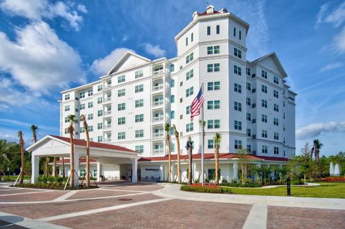 Residence Inn by Marriott Orlando at FLAMINGO CROSSINGS Town Center Image