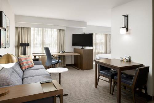 Μια τηλεόραση ή/και κέντρο ψυχαγωγίας στο Residence Inn Pleasanton