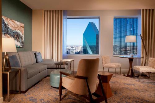 The Westin Dallas Downtown Image