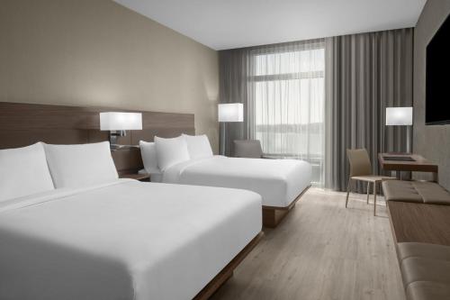 AC Hotel by Marriott Charlotte Ballantyne Image