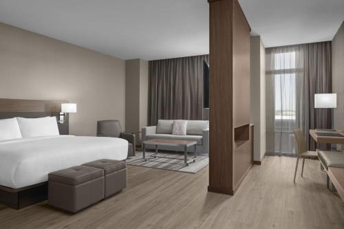 AC Hotel by Marriott Charlotte Ballantyne Image
