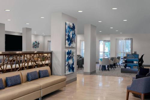 Courtyard by Marriott Miami Aventura Mall Image