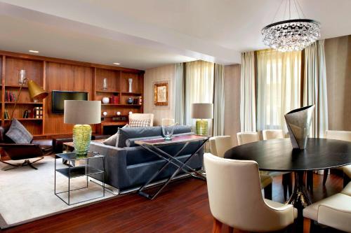 Sheraton Grand Hotel & Spa photo 25