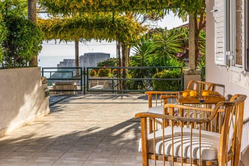 Villa Salt Water