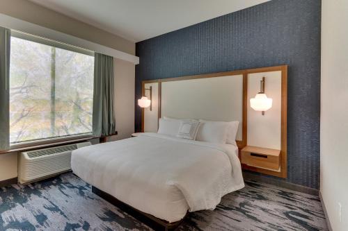 Krevet ili kreveti u jedinici u objektu Fairfield Inn & Suites by Marriott Goshen