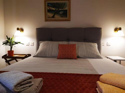 Postel nebo postele na pokoji v ubytování Cozy Apartments Danica Novalja - Ground floor