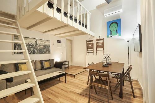 APARTAMENTO CON ENCANTO EN SOL - MADRID #B