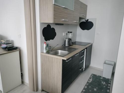 A kitchen or kitchenette at Čarovný Liptovský Ján - balzam na dušu