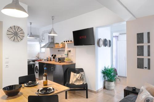 ASTERI SUITE near Old Town Top Views, 2 balconies