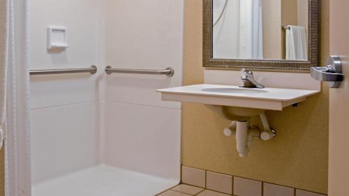 Vannituba majutusasutuses Quality Inn Horseheads