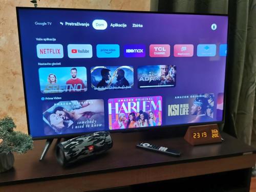 TV a/nebo společenská místnost v ubytování High Haven Durmitor