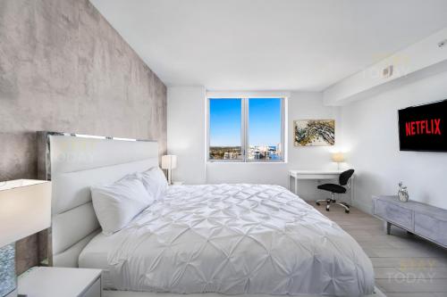 Ένα ή περισσότερα κρεβάτια σε δωμάτιο στο Beachwalk Resort - OCEAN VIEW WRAP AROUND BALCONY 3BD - 3BR CONDO