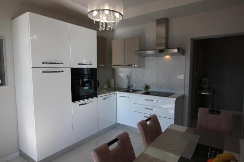 Apartments with parking space Rabac, Labin - 7441