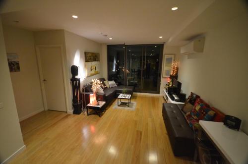 Riverside Resort Apartment – Photos 3