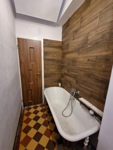 Koupelna v ubytování Nocleg w centrum Częstochowy NMP32