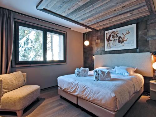 Appartement de Luxe avec Cheminée, Balcon et Parking à Les Allues, Skis aux Pieds - FR-1-613-62
