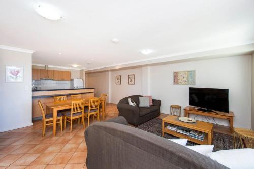Una cocina o cocineta en Ocean View Port Geographe