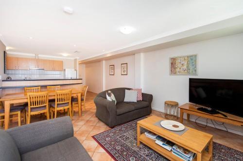 Una cocina o cocineta en Ocean View Port Geographe
