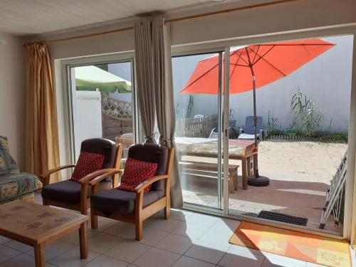 Photo de la galerie de l'établissement Les Yuccas,80m plage,tout à pieds, à Notre-Dame-de-Monts