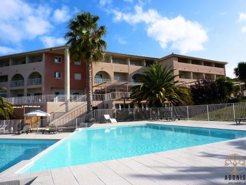 Adonis Saint Florent – Photos 2