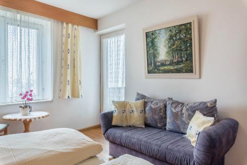 Posezení v ubytování Adang Ferienwohnung Fernblick