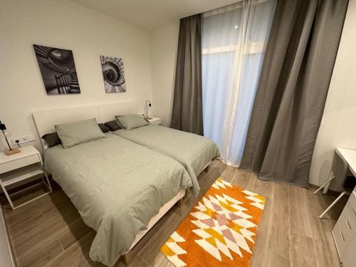 Precioso apartamento con patio. PYP