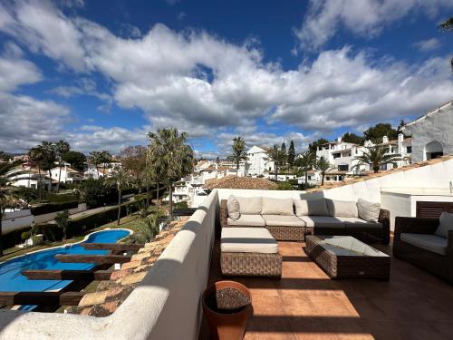 Aldea Blanca Elegant Penthouse in Puerto Banús
