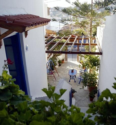 Gallery image of Idroussa in Batsi